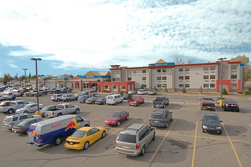 Quality Inn & Conference Centre Red Deer Exterior photo